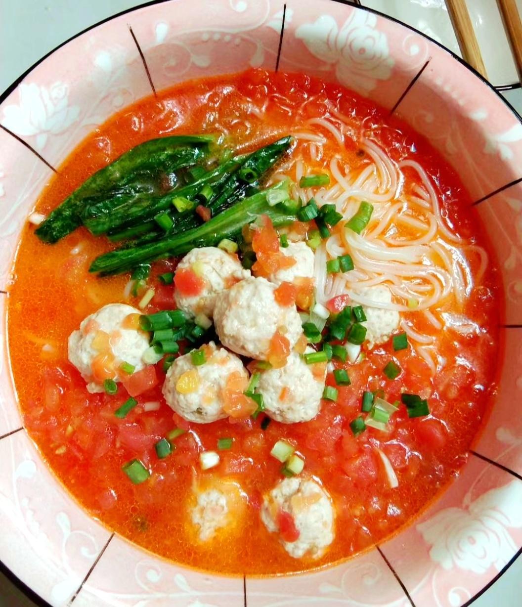 999道家常菜5番茄丸子米线