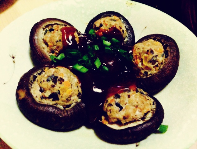 猪肉小葱酿鲜冬菇