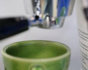 illy X7.1 胶囊咖啡机拉花记录-亲测可以拉花（附改蒸汽嘴+打奶泡技巧）的做法 步骤3