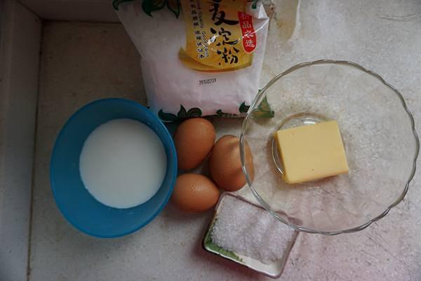 纯奶手撕吐司的做法 步骤1