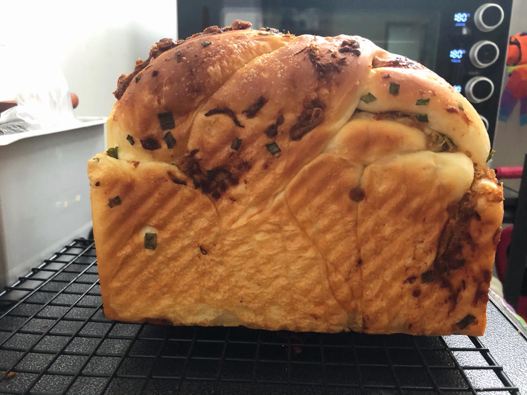 香葱肉松手撕吐司