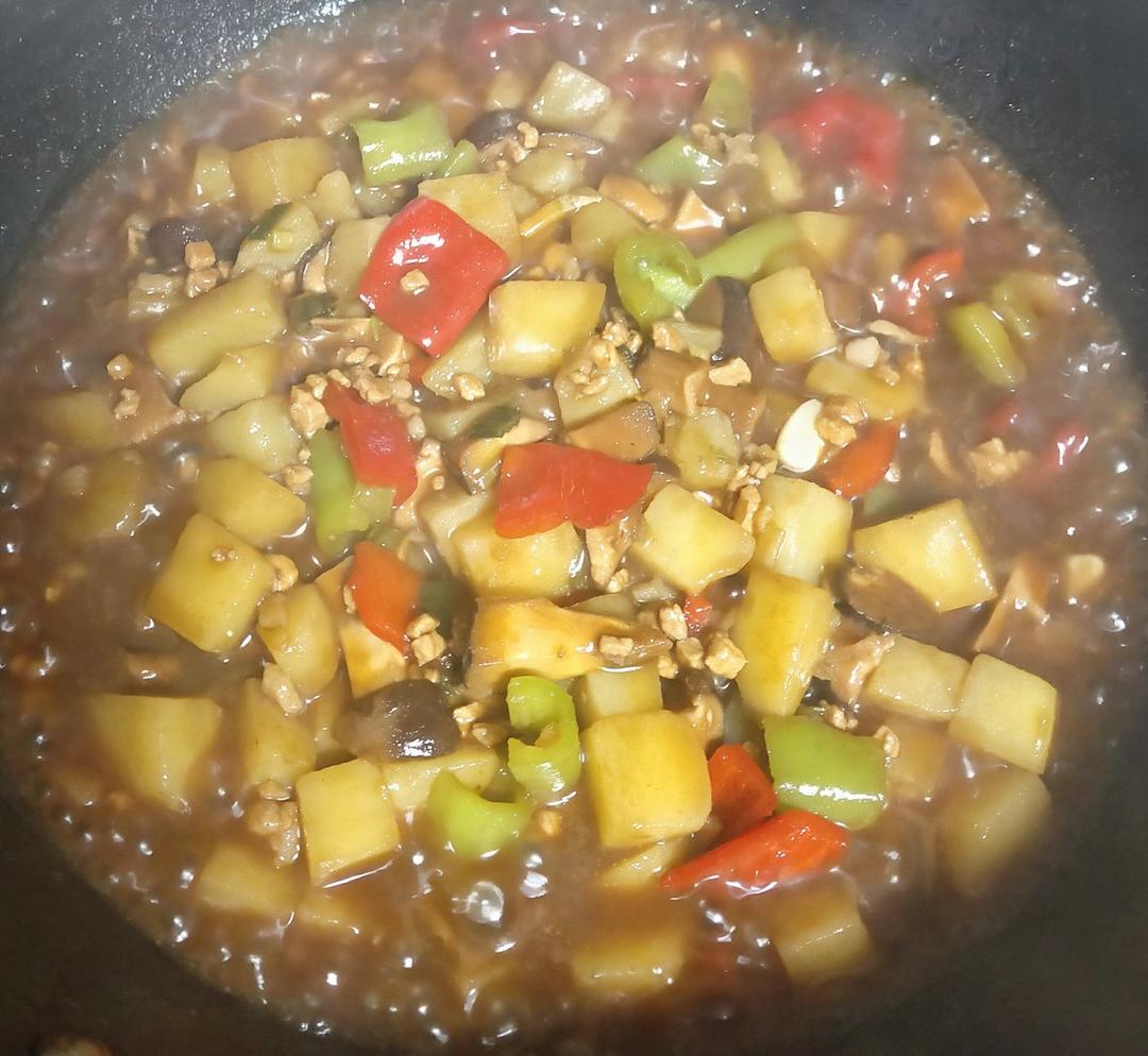 ㊙️香菇土豆肉沫拌饭❗️比外卖还好吃