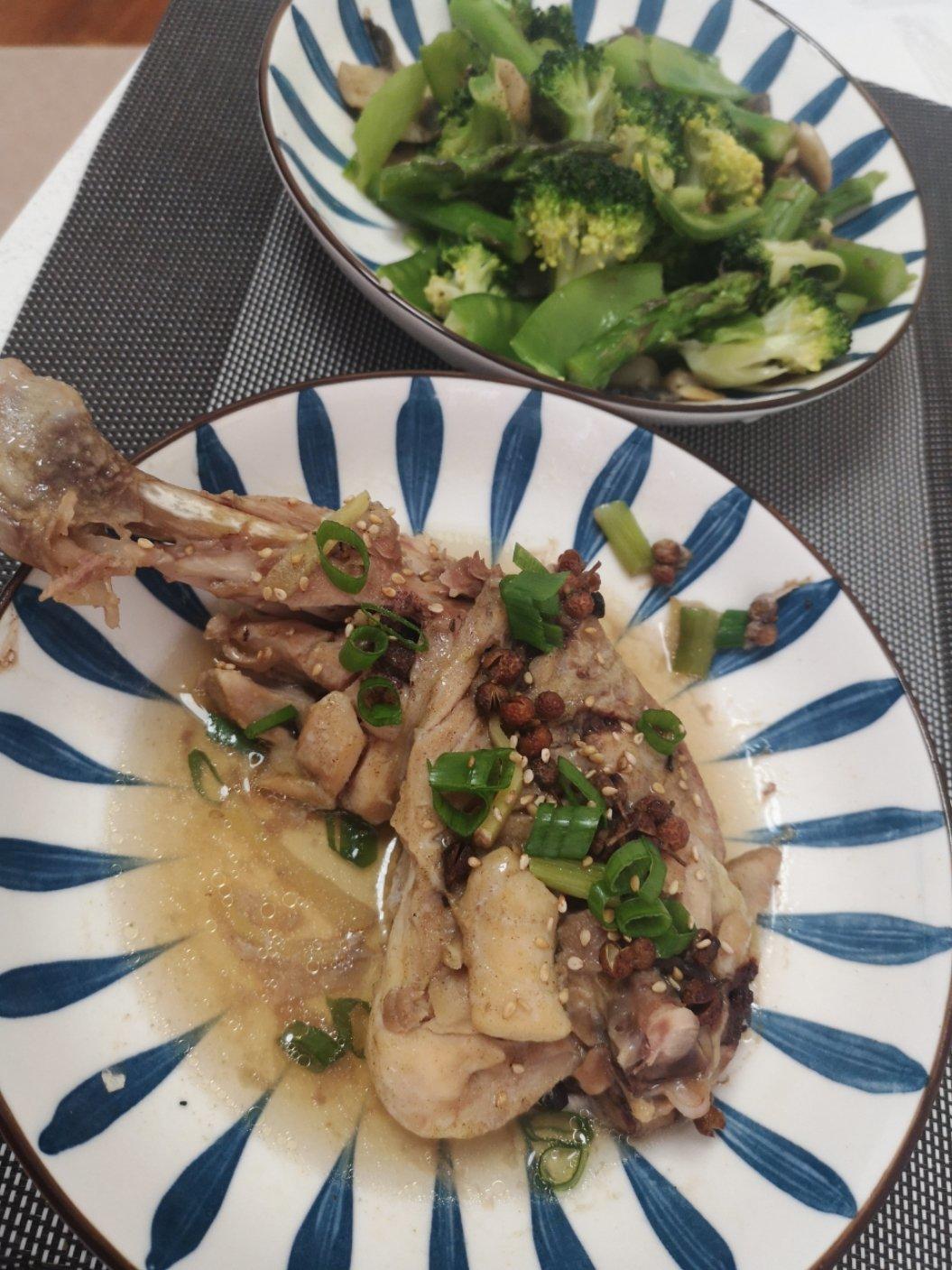 ㊙️不加一滴水不滴油，超好吃的椒盐蒸鸡腿