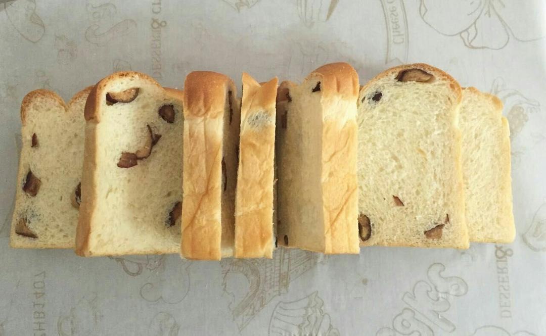 牛奶荔枝小方包