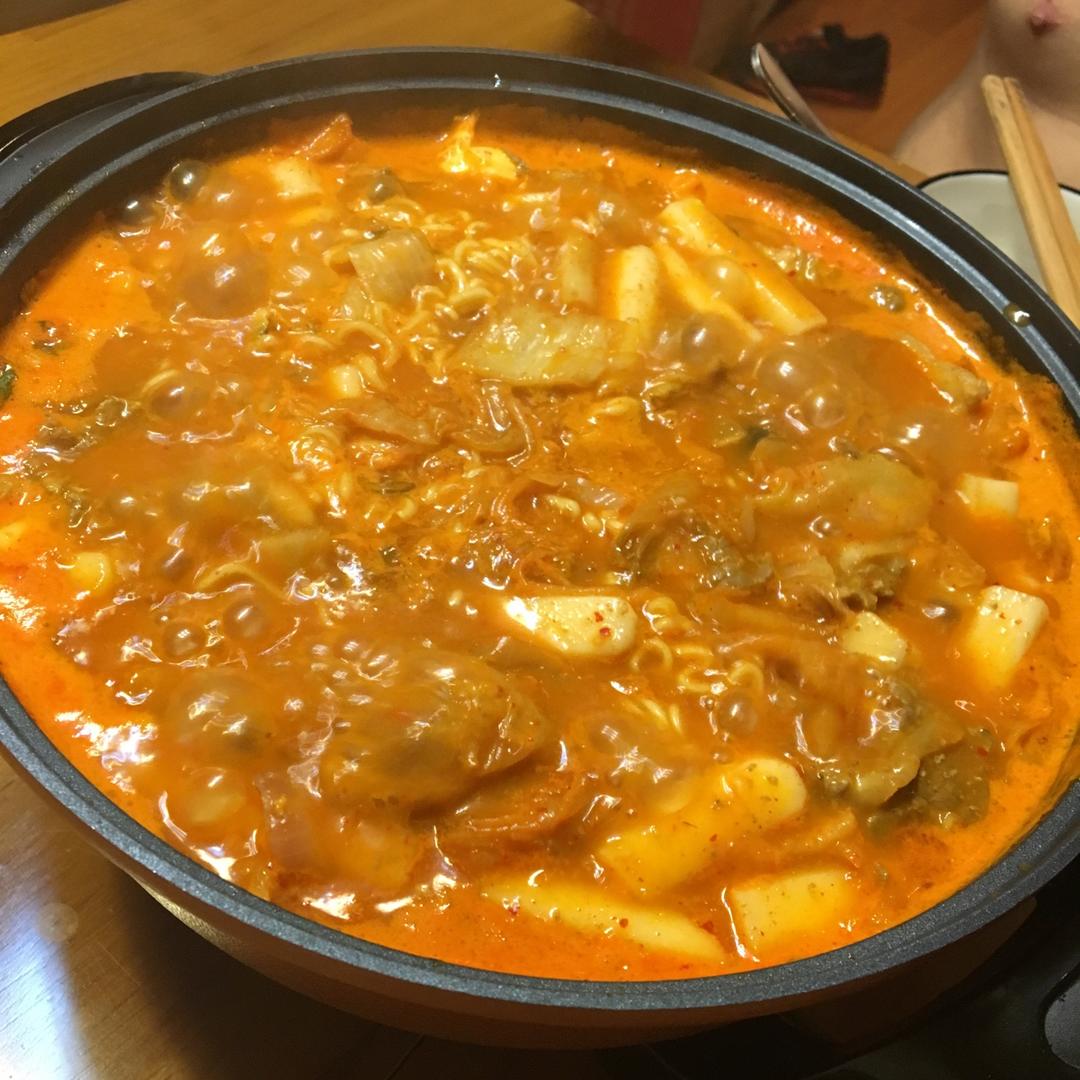 韩式年糕火锅