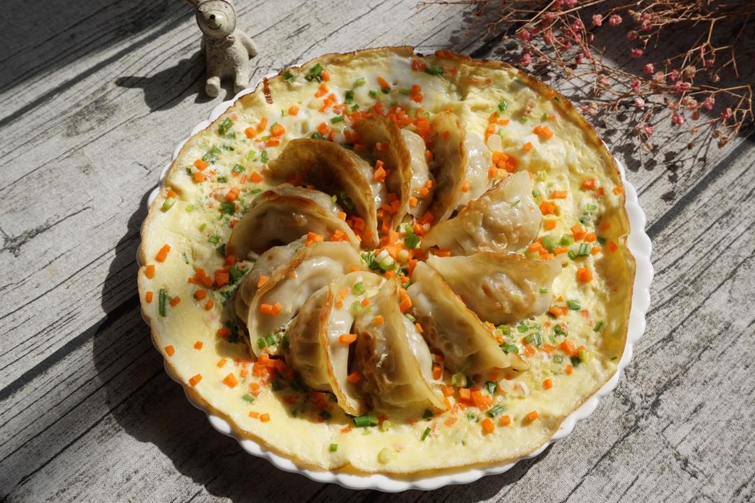 蛋抱煎饺（速冻饺）