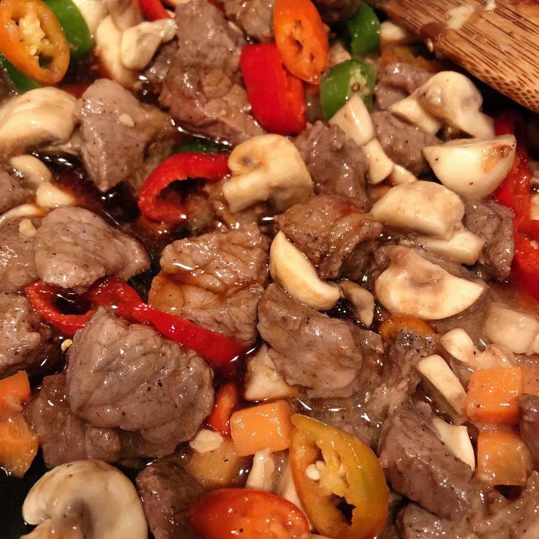 家常菜~杏鲍菇烧牛肉粒