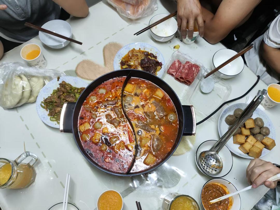 秒杀杨国福张亮的家庭自制麻辣烫