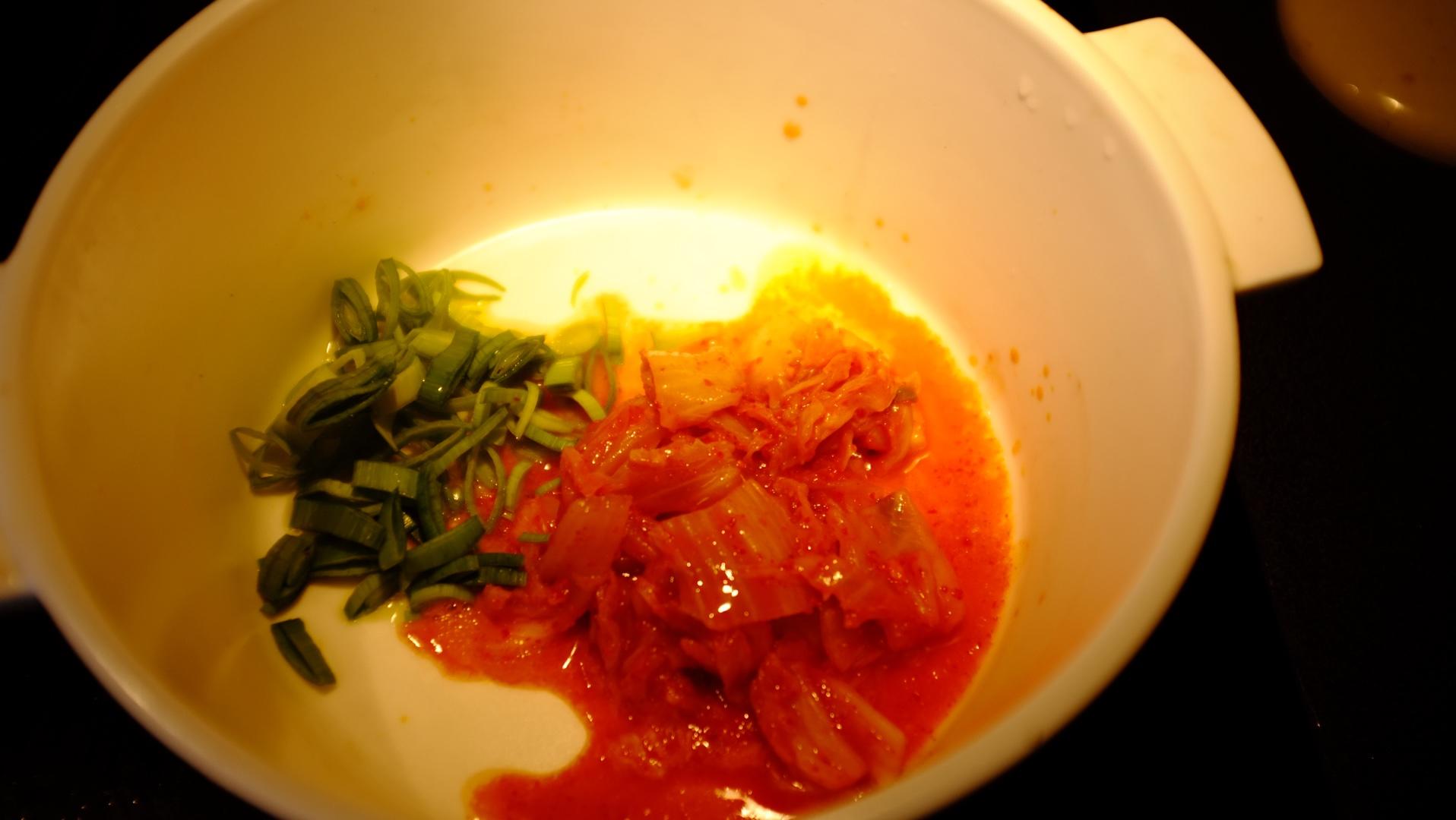 韩式辣白菜海鲜汤的做法 步骤3