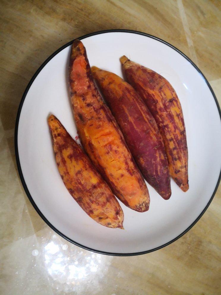 【健康三餐】简单好吃的微波炉烤红薯