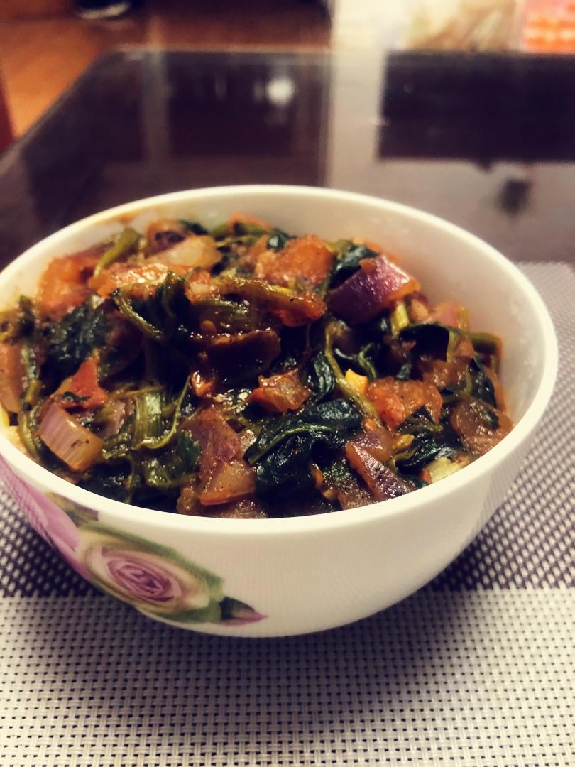 【健康三餐】番茄圆白菜肉酱闷饭