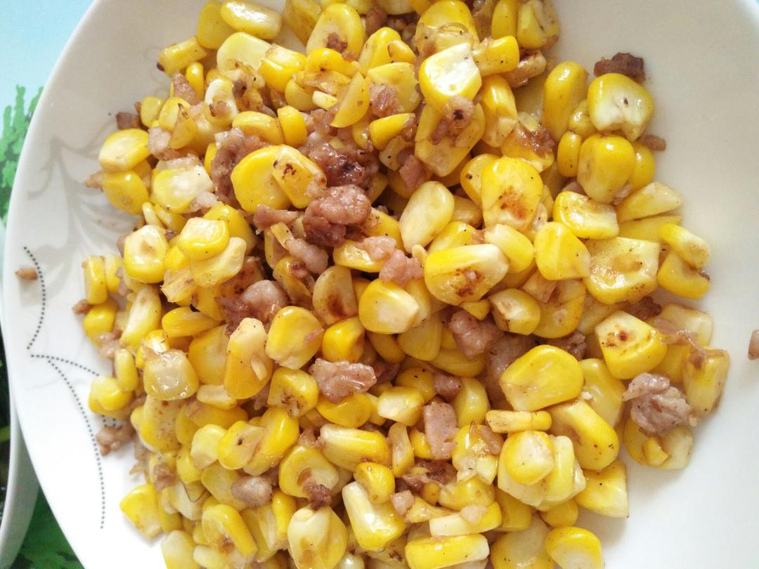 玉米炒肉粒