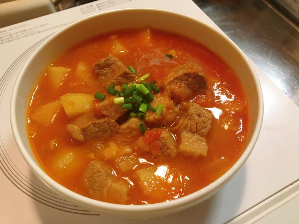 【番茄土豆炖牛腩】
