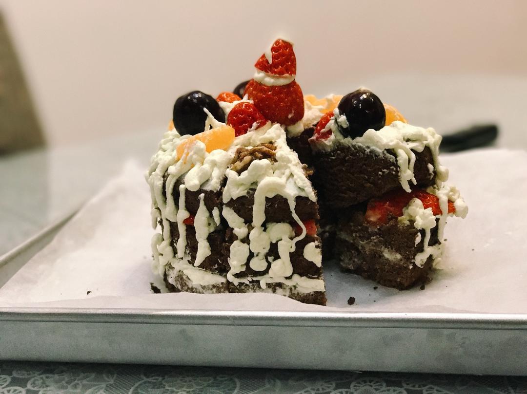 圣诞草莓雪人 红丝绒戚风裸蛋糕