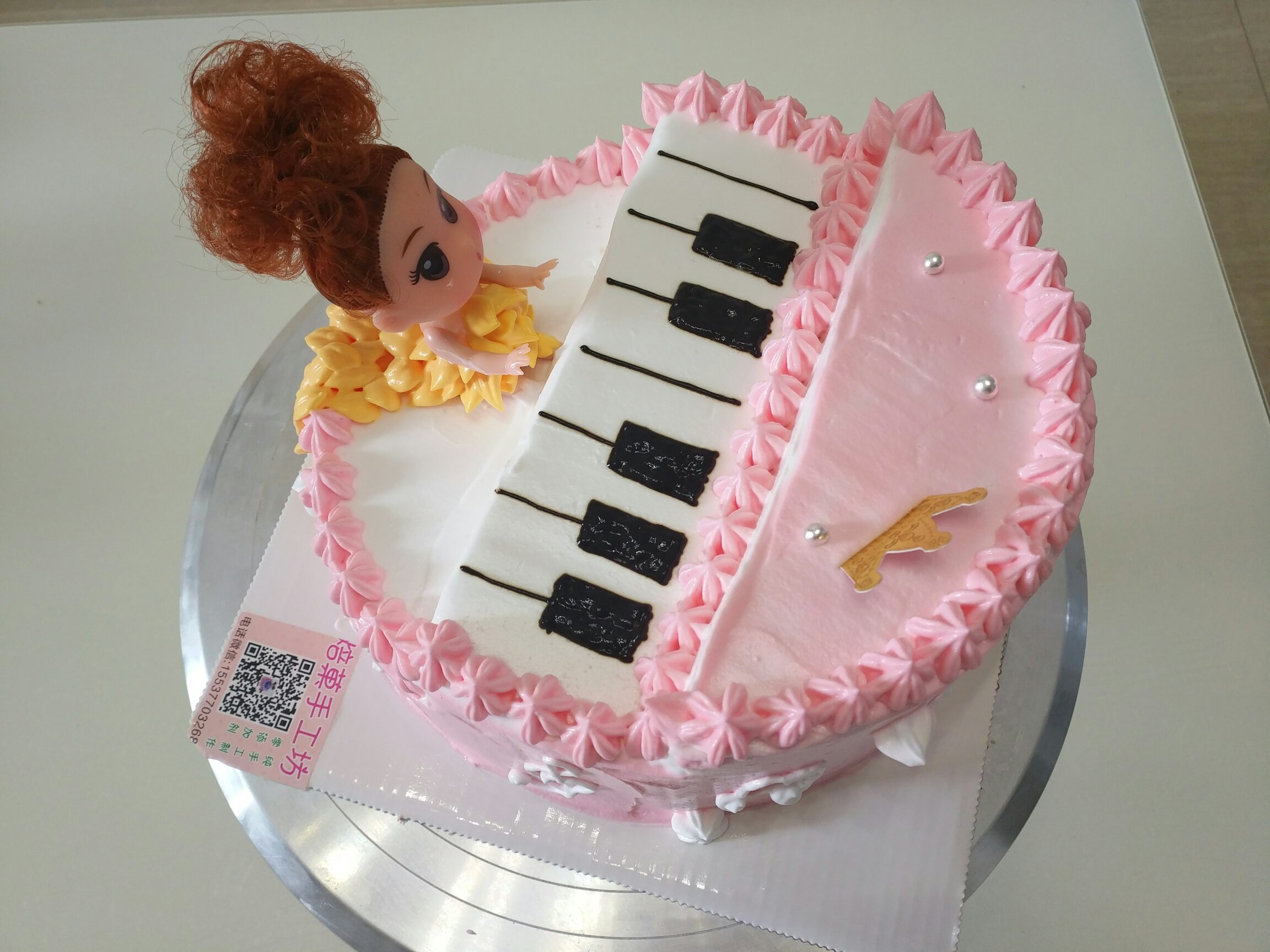 钢琴蛋糕的做法