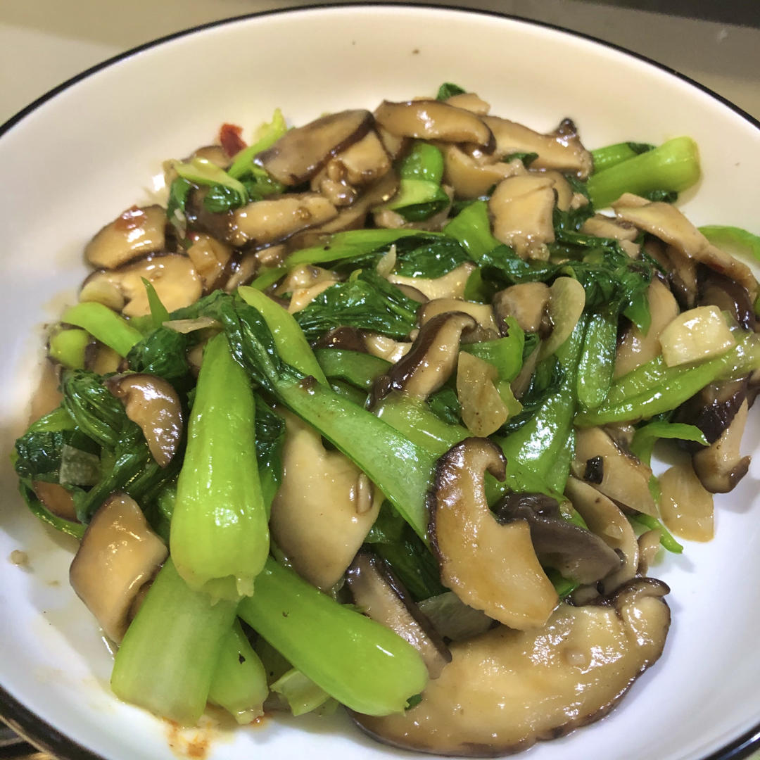 上海青炒香菇
