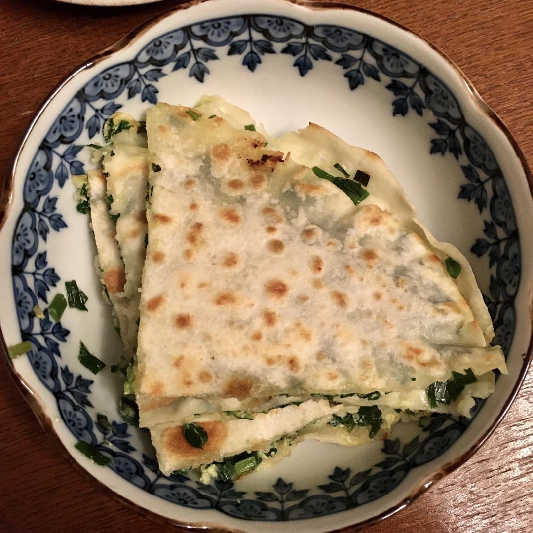 方便好吃到尖叫的大韭菜饼（比其他韭菜盒子都好吃）