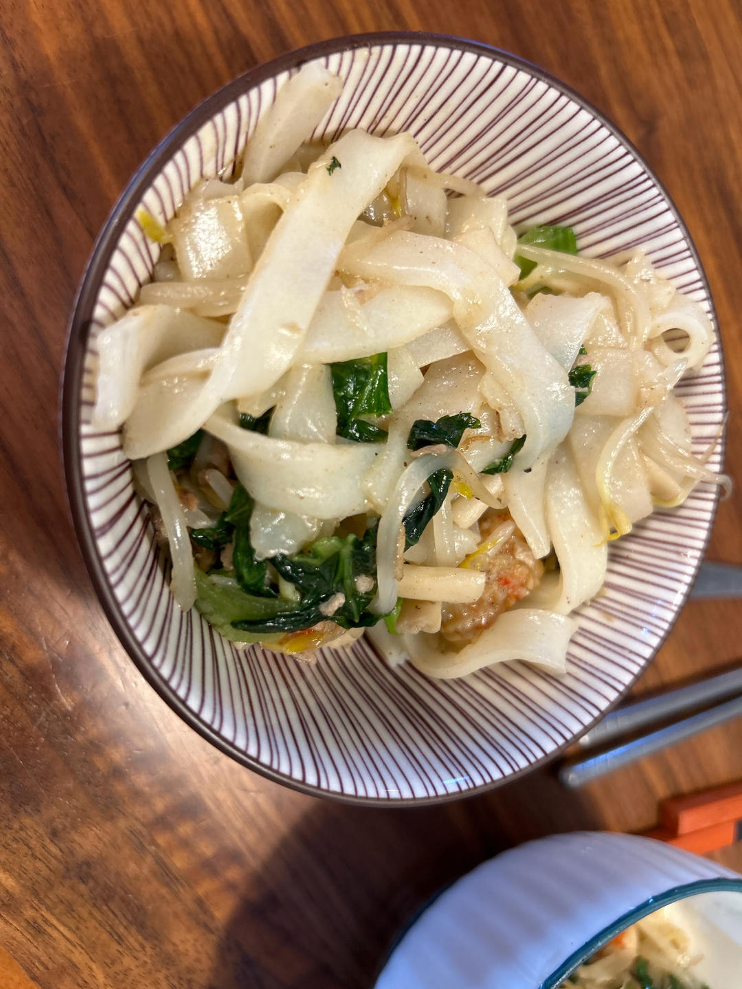 路边摊的炒河粉