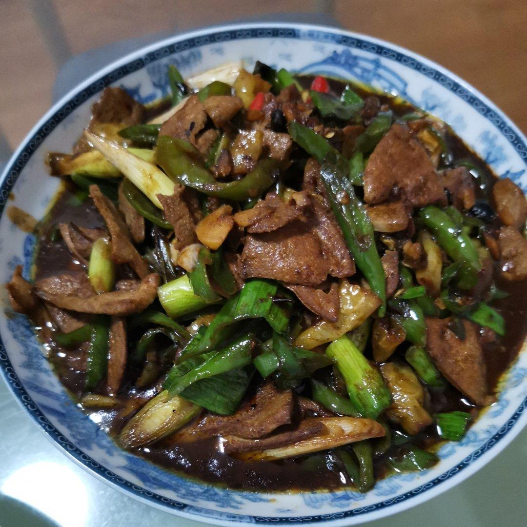 这样炒的猪肝鲜嫩入味，一点都不腥，特别好吃😋