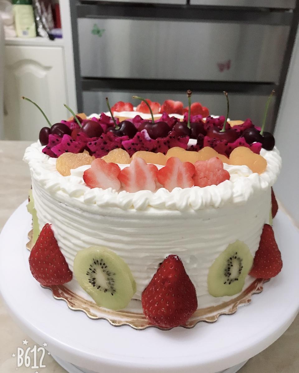 生日蛋糕教程【威化饼干围边】