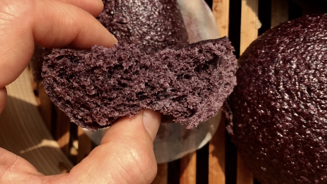 紫色滴黑米馒头的做法 步骤4