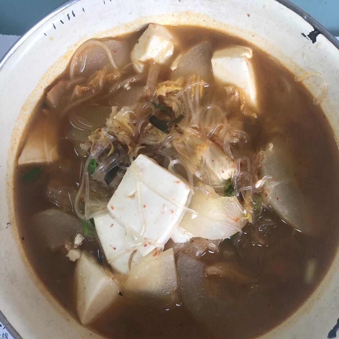 0油脂的韩国泡菜汤