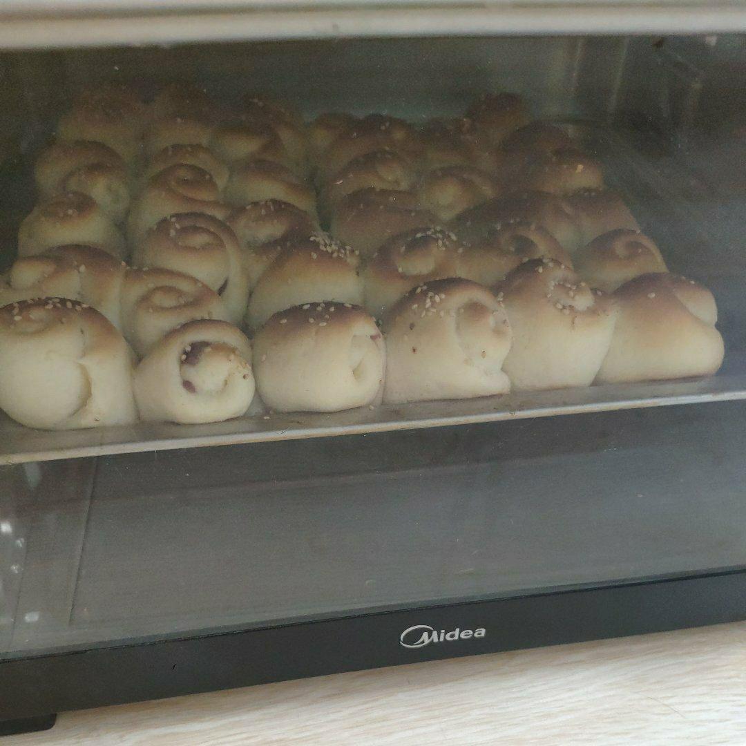 脆底蜂蜜小面包