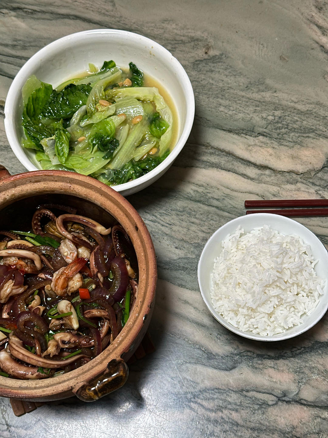 广式海鲜啫啫煲食谱给大家挖来啦，成功率百分百