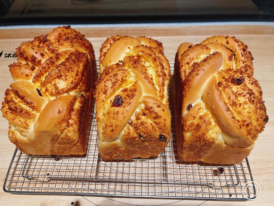 椰蓉满满吐司！幸福的味道。