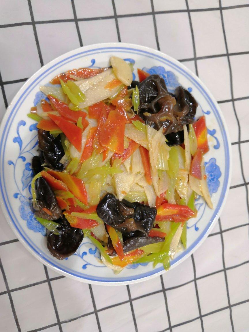 颜色漂亮的清淡快手小炒菜，纯素菜【西芹山药木耳胡萝卜】低卡路里，减肥菜