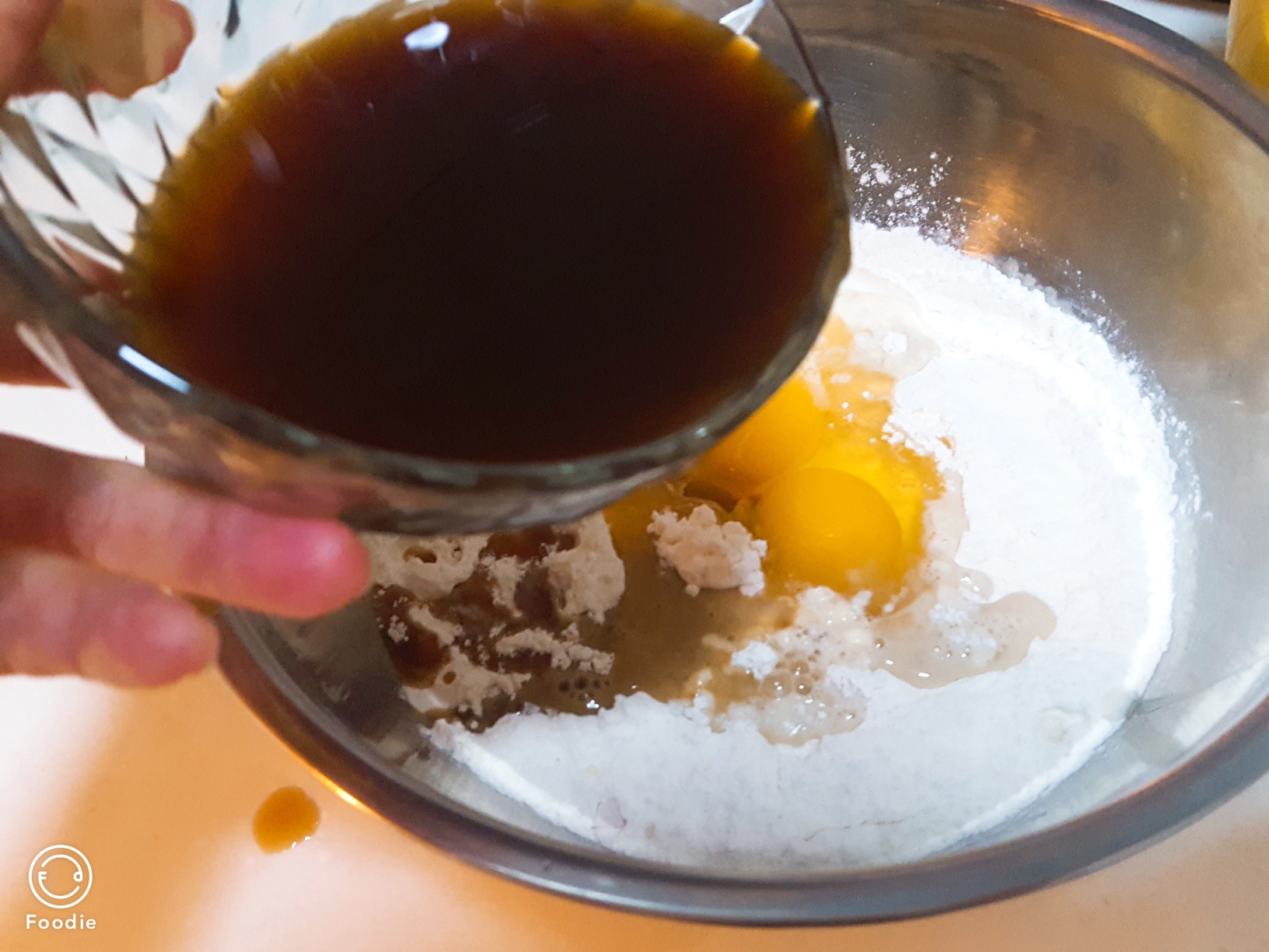 古法红糖蒸发糕的做法 步骤3