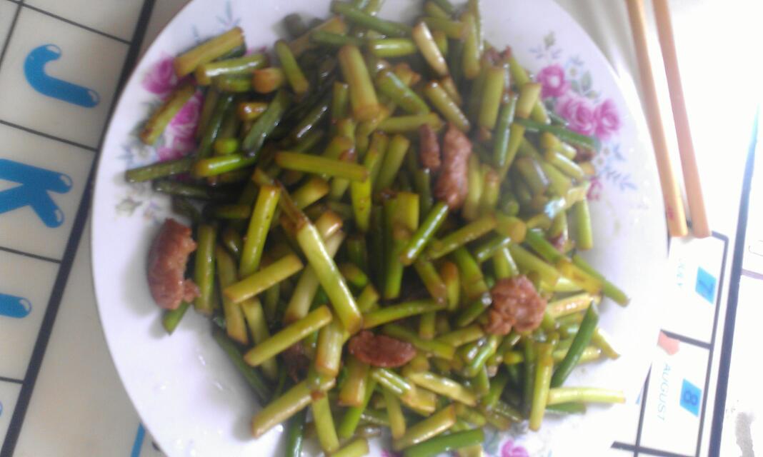 蒜薹炒肉