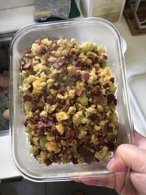菜花无米蛋炒饭的做法步骤图 怎么做好吃 Jessie撸卤蛋 下厨房 菜花无米蛋炒饭的做法步骤图 怎么做好吃 Jessie撸卤蛋 下厨房