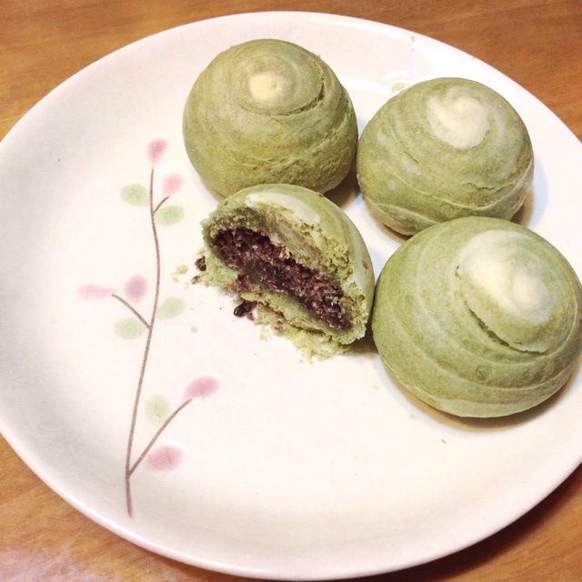 乃心心心做的绿茶酥