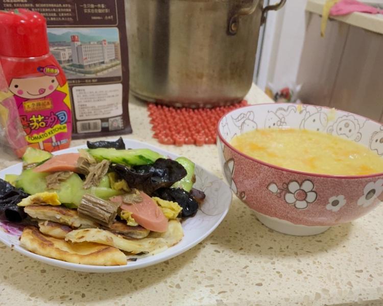 黄瓜腐竹炒鸡蛋的做法