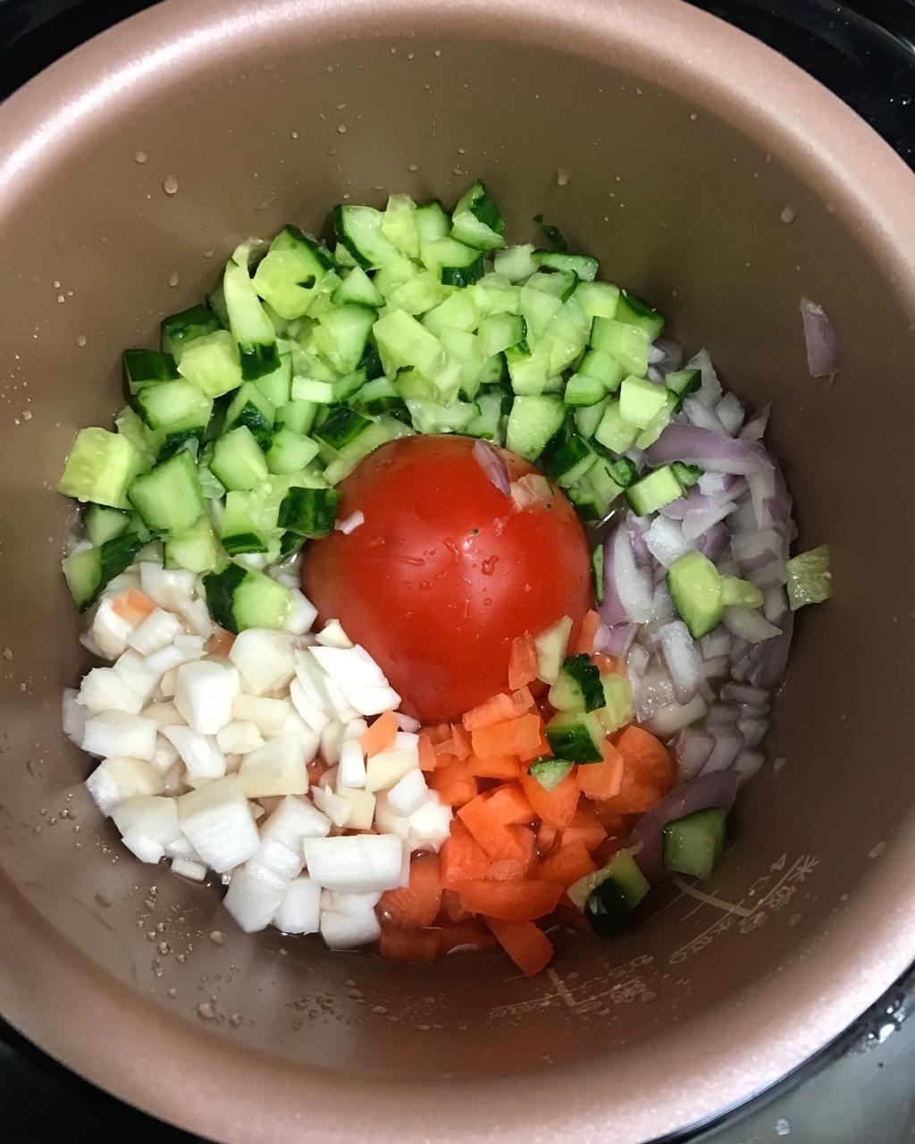一只番茄饭