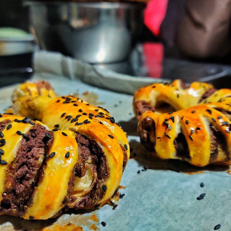 超级简单的红豆沙面包卷