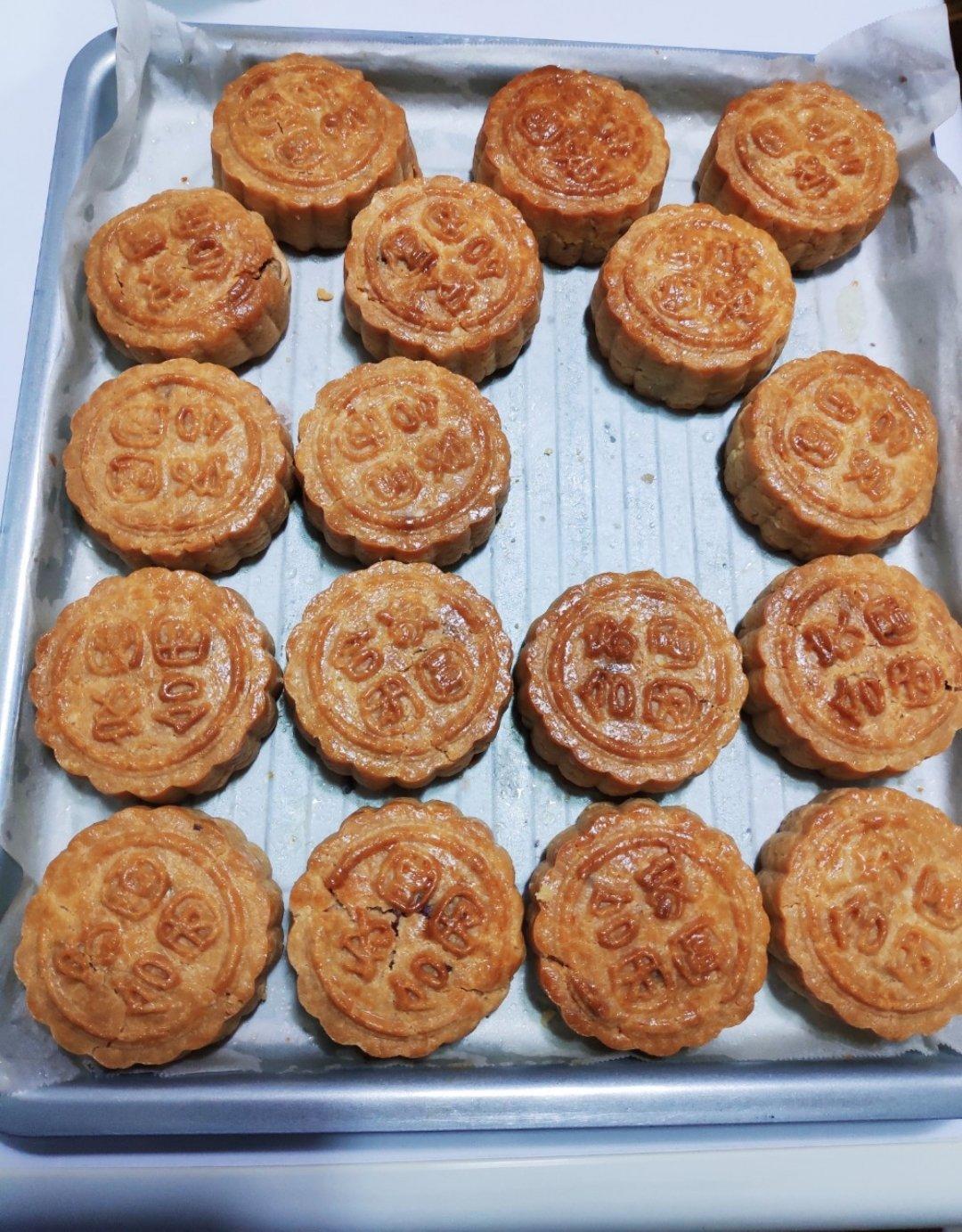 曲奇椰蓉蔓越莓月饼，外酥内软好调戏，比广式月饼好吃N+1倍