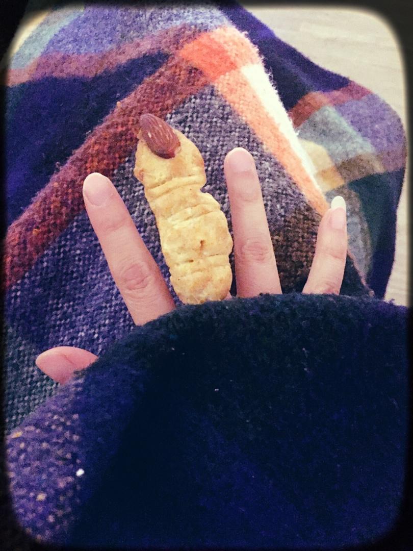 女巫手指饼干最简单快手的做法，超级酥脆！万圣节卖萌版