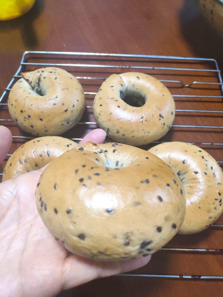 原味贝果🥯/黑芝麻贝果🥯