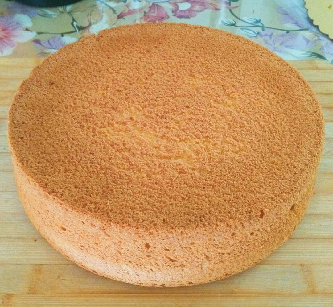 十寸戚风蛋糕（君之改良版）