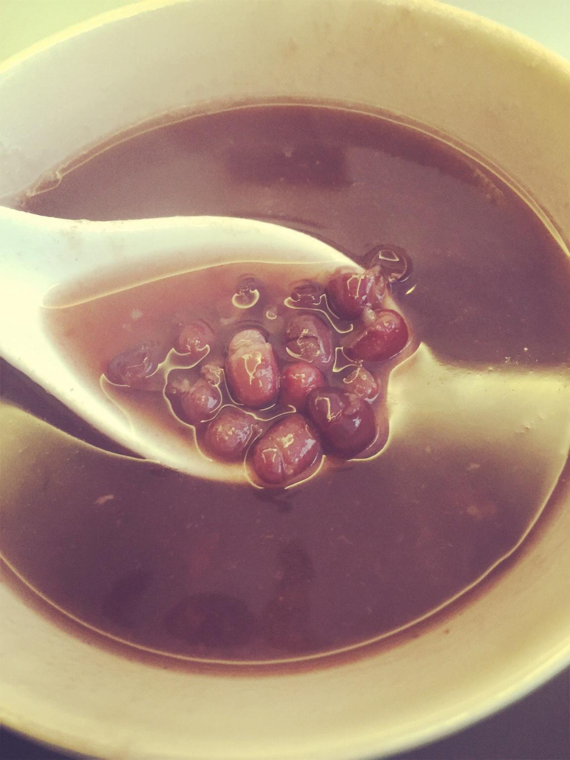 藕粉红豆汤（酷彩锅）的做法