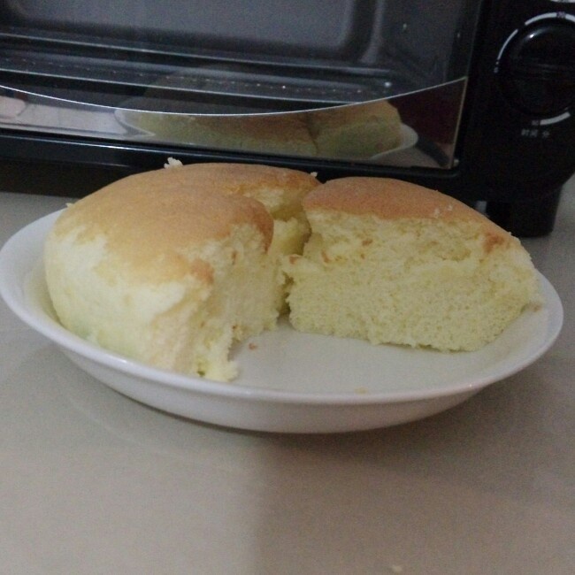 超简单完美戚风蛋糕（6寸2蛋）附打发、翻拌、脱模视频