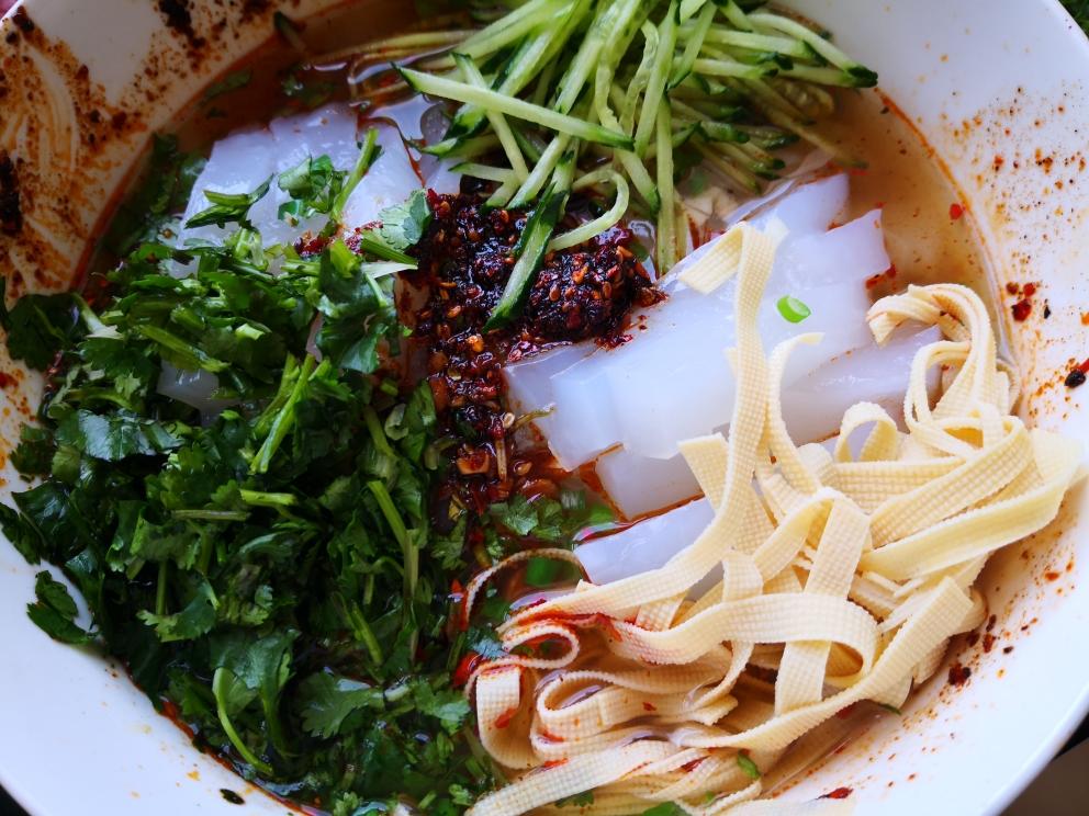 凉粉（天气越来越暖和了 山西的大凉粉也该端上桌子了 手把手教你 ）