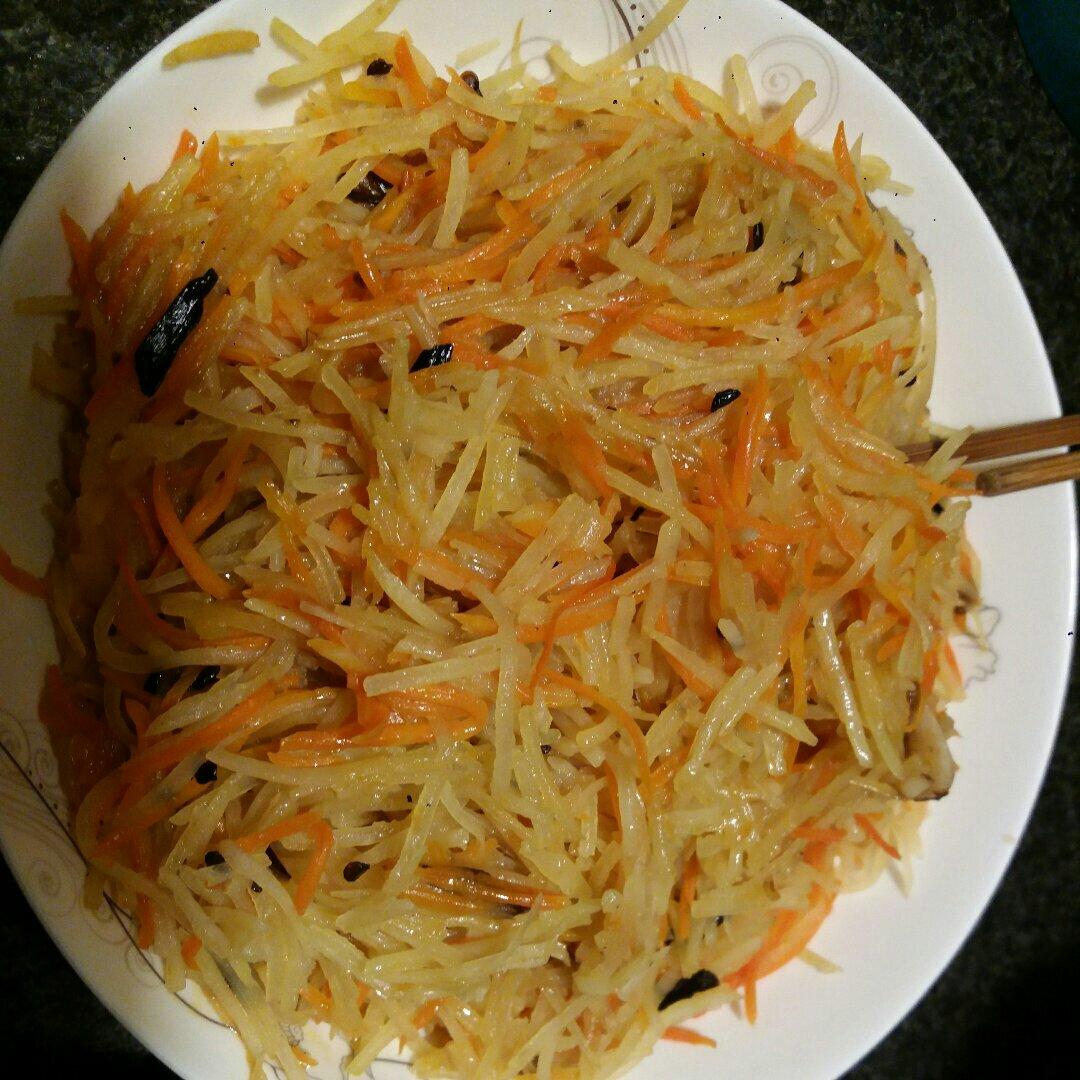 炒胡萝卜土豆丝