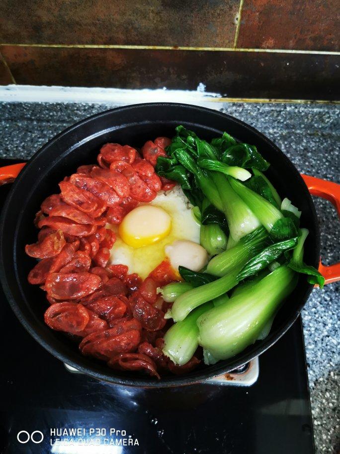 香肠煲仔饭