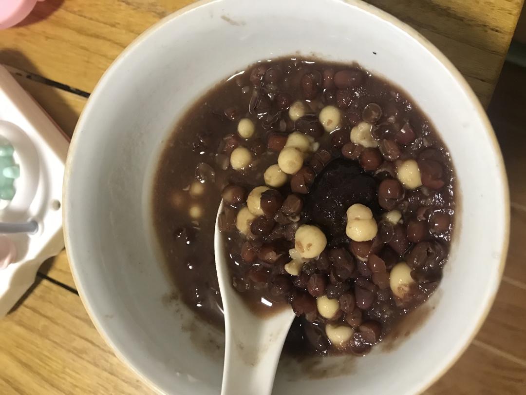 红豆糖水鸡头米