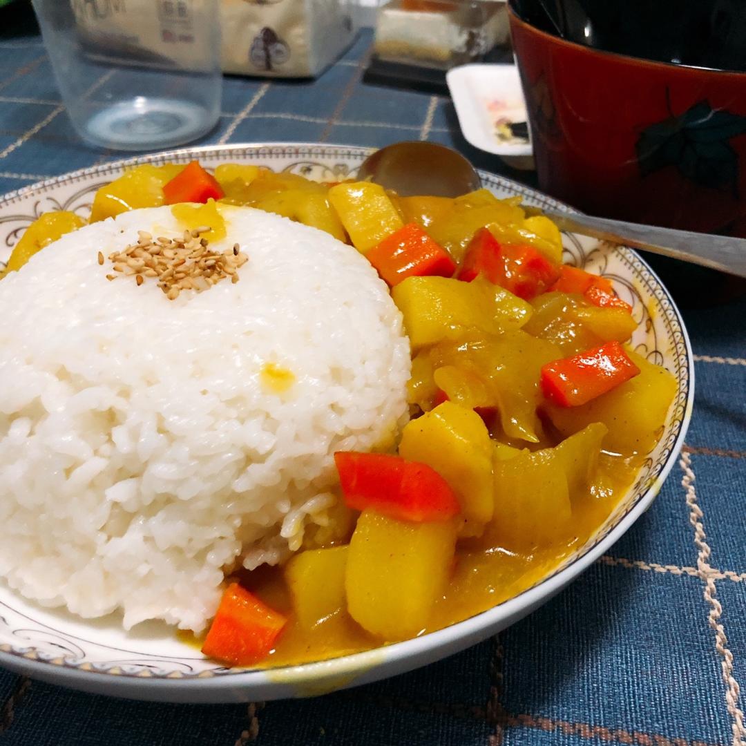 咖喱鸡肉饭