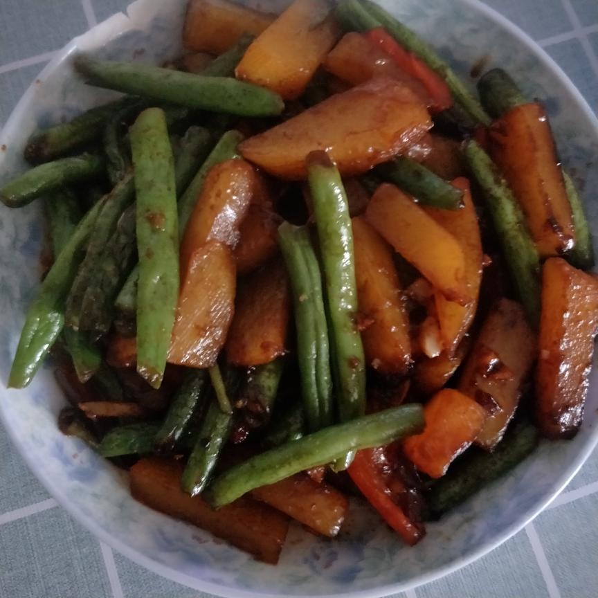 四季豆遇土豆的做法