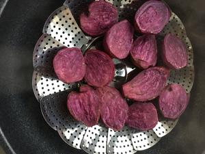 香甜的紫薯糯米饼的做法 步骤2